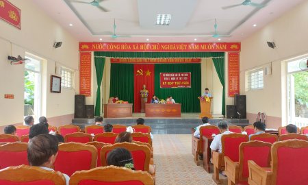 HĐND xã Phú Xuân tổ chức kỳ họp thứ 9 HĐND xã khóa II.