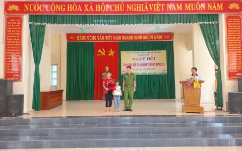 Xã Phú Xuân đã tổ chức “Ngày hội toàn dân bảo vệ an ninh Tổ quốc” năm 2024. 